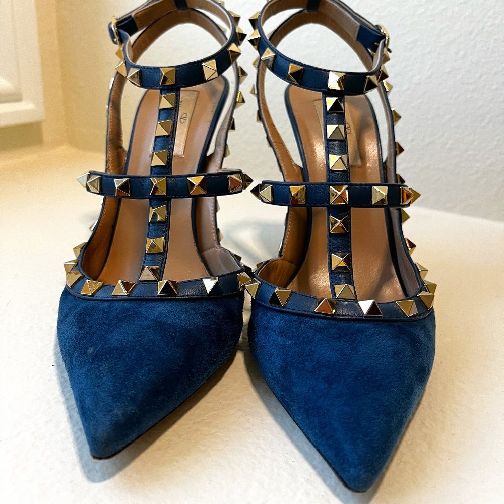 VALENTINO GARAVANI ROCKSTUD PUMPS